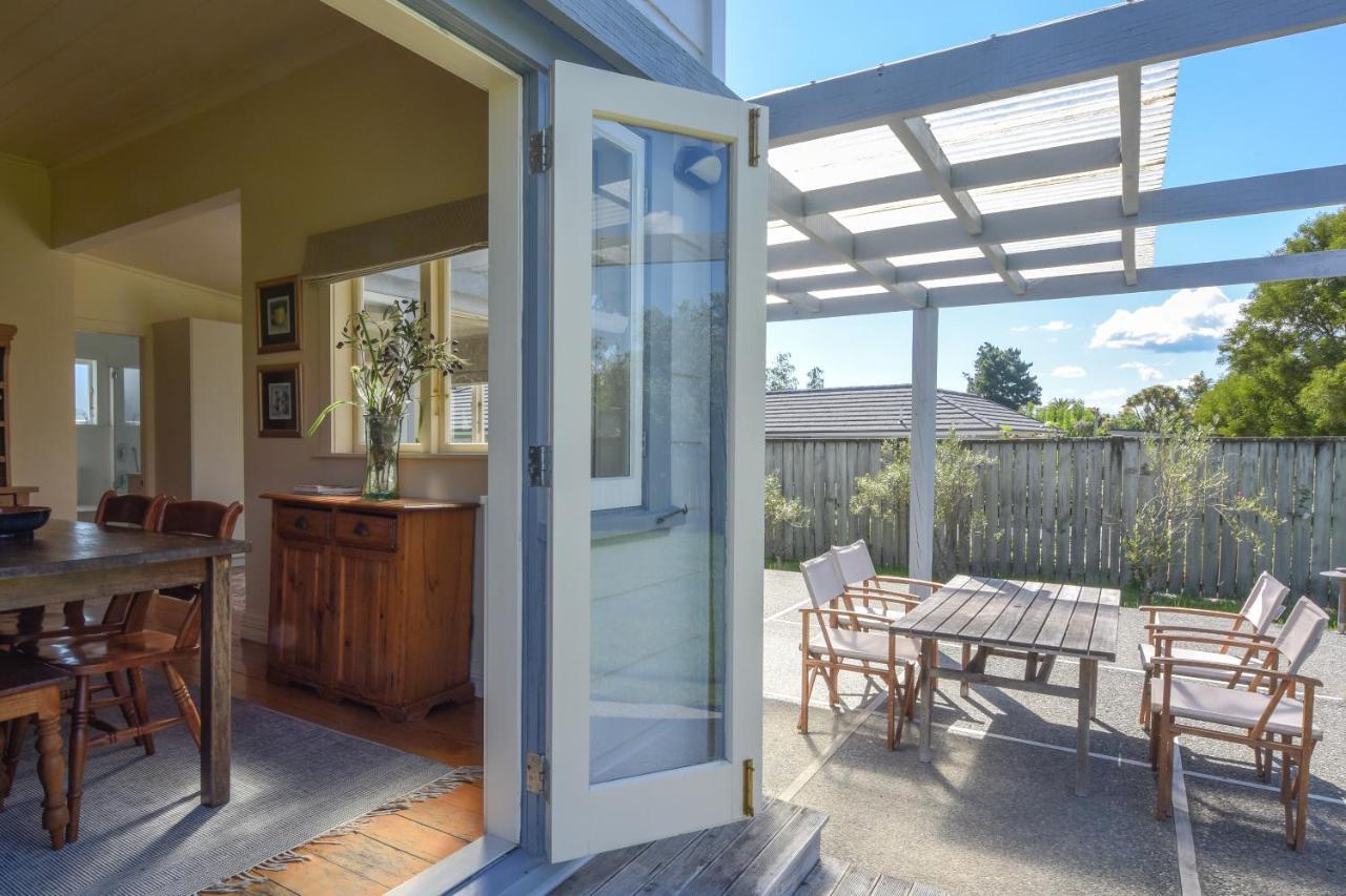 The Vicarage Martinborough Vila Exterior foto